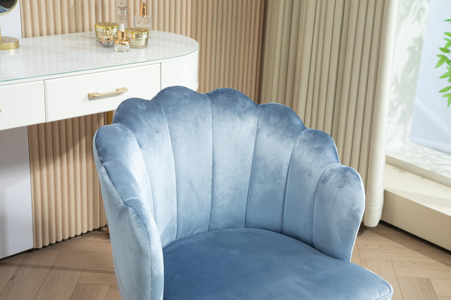 ZOBIDO Modern Velvet Chairs Comfy Upholstered Vanity Chairs for Bedroom Armchair Dining Chairs with Golden Metal Legs Petal Shape Back Desk Chair, for Women, for Girls (Glacier Blue)